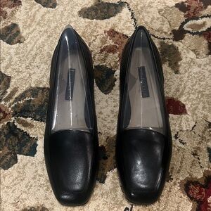 Enzo Angiolini Black Leather Flats